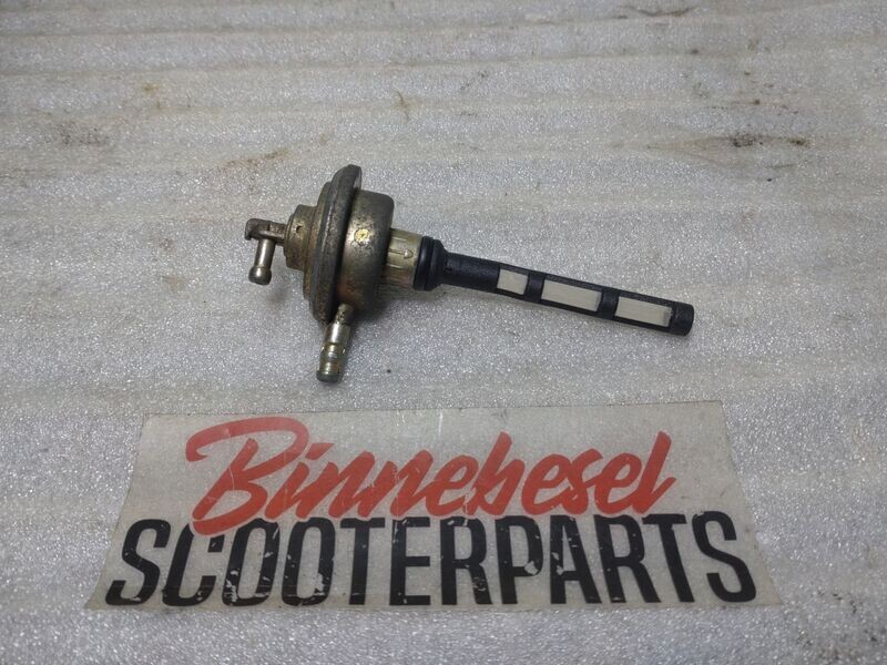 Benzinhahn 15mm Stecksystem Unterdruck Malaguti F10
