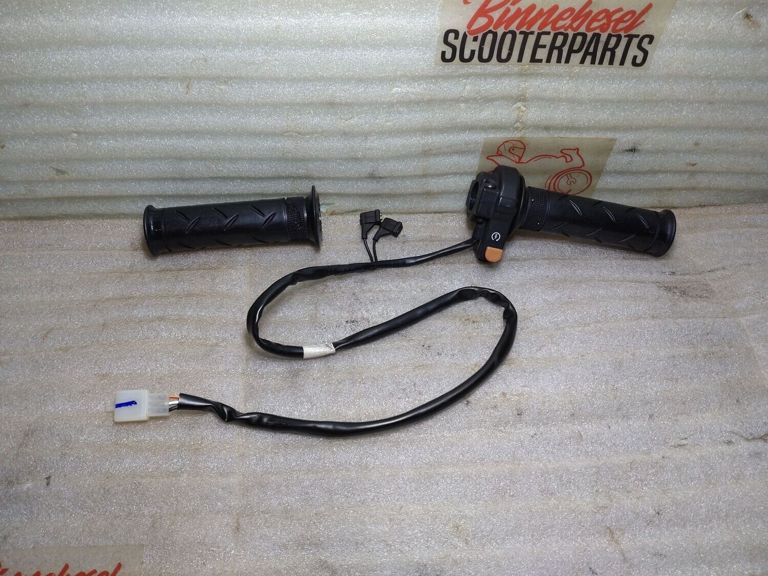 Schaltereinheit Honda CBR 125 R JC34 Rechts +Gasgriff +Griffe