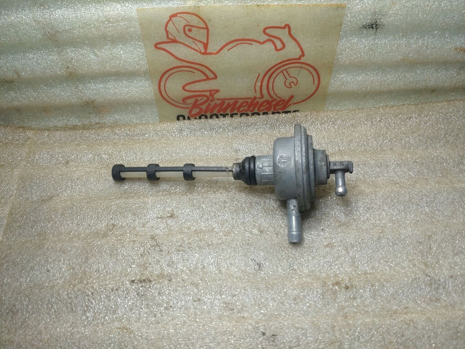 Benzinhahn 15mm Stecksystem Unterdruck Yamaha Neos 5AD