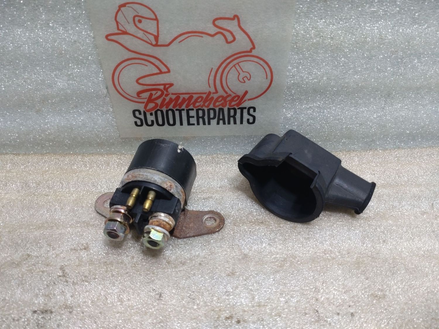 Anlasser-Relais Suzuki GSX 600 F GN72B #2