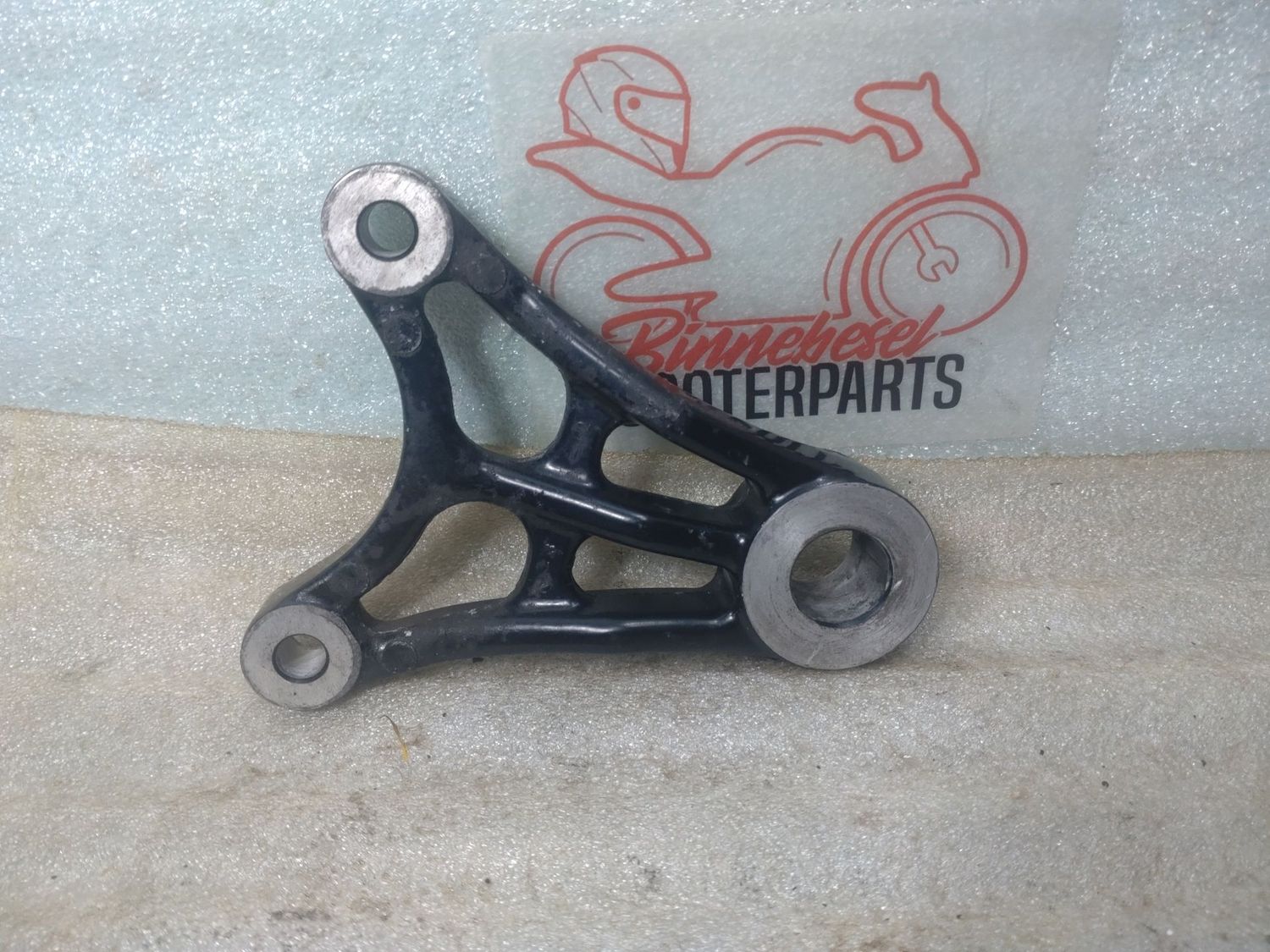 Bremssattelhalter Suzuki GSX 600 F GN72B Hinten #2