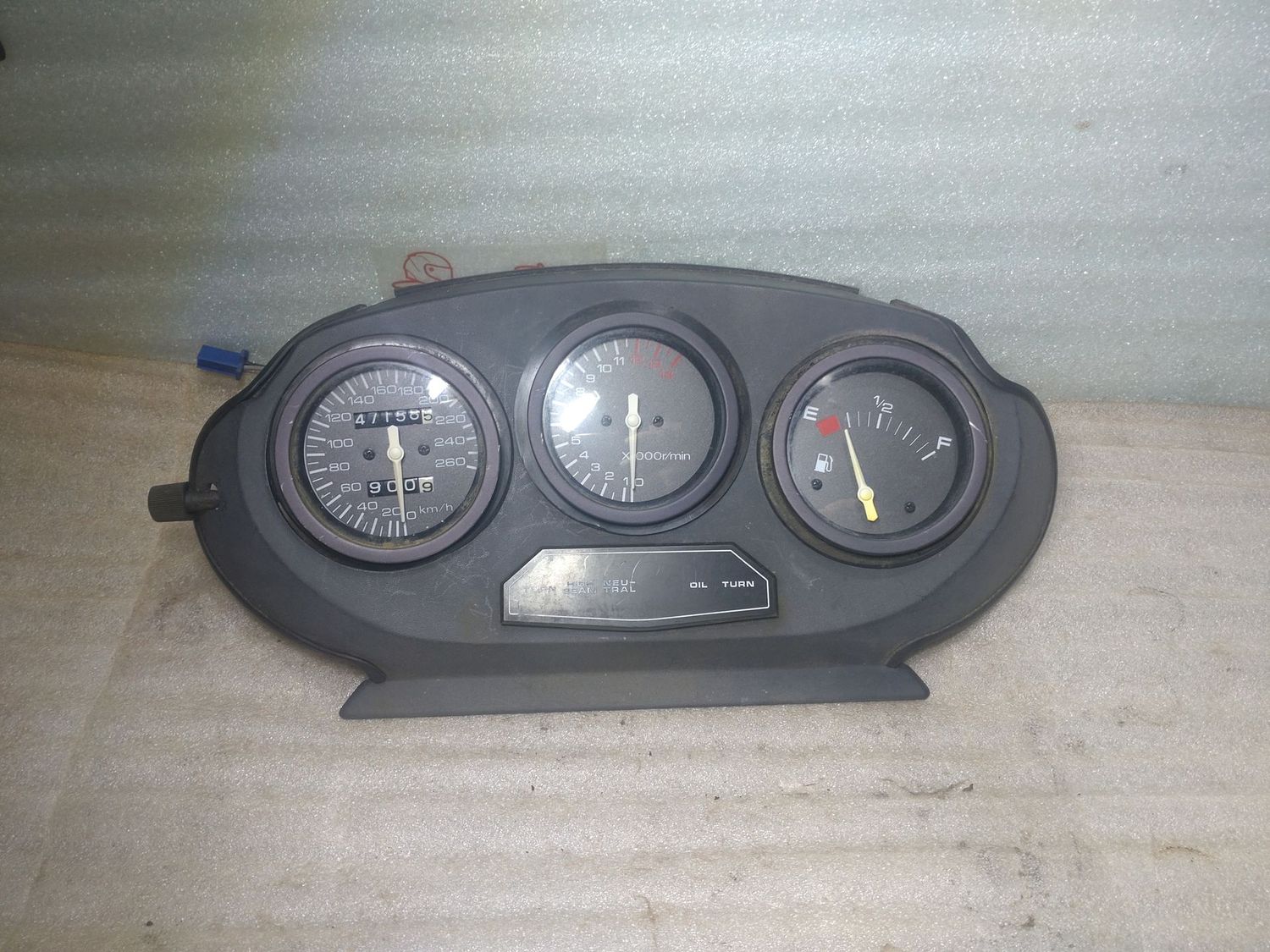 Tacho Suzuki GSX 600 F GN72B #2 Instrumente Komplett +Cockpitverkleidung
