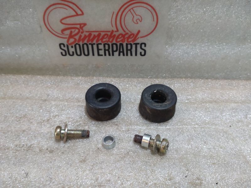 Halterung Suzuki GSX 400 E GK53C Sitzbankgummis Paar #1