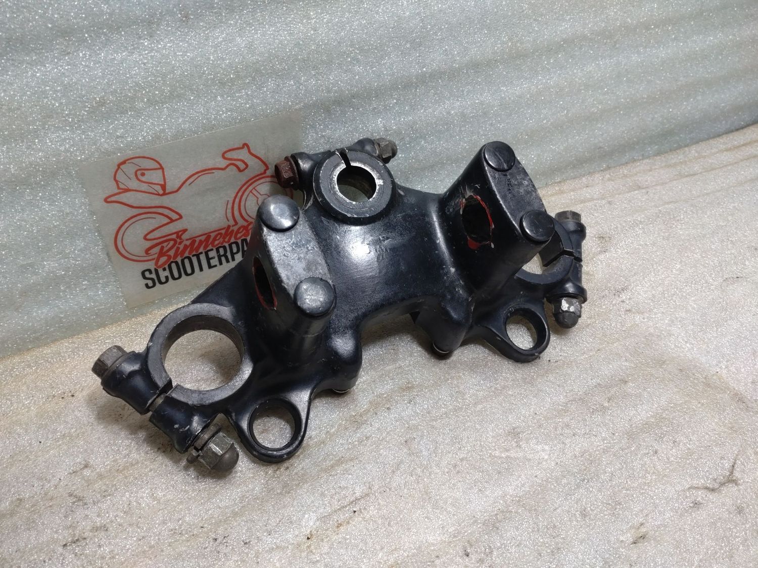 Gabelbrücke Suzuki GSX 400 E GK53C Oben #2+Lenkerklemmen