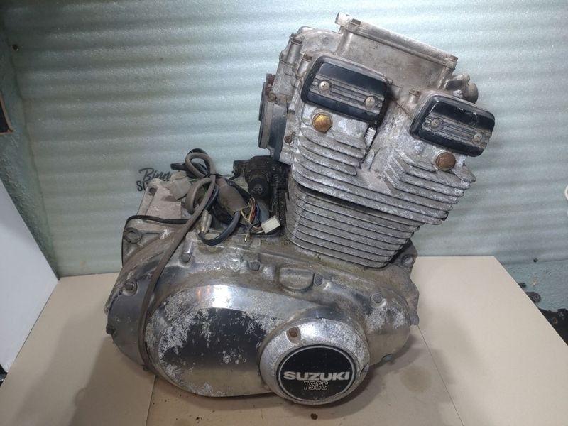 Motor Suzuki GSX 400 E GK53C #1 Komplett K504-101014