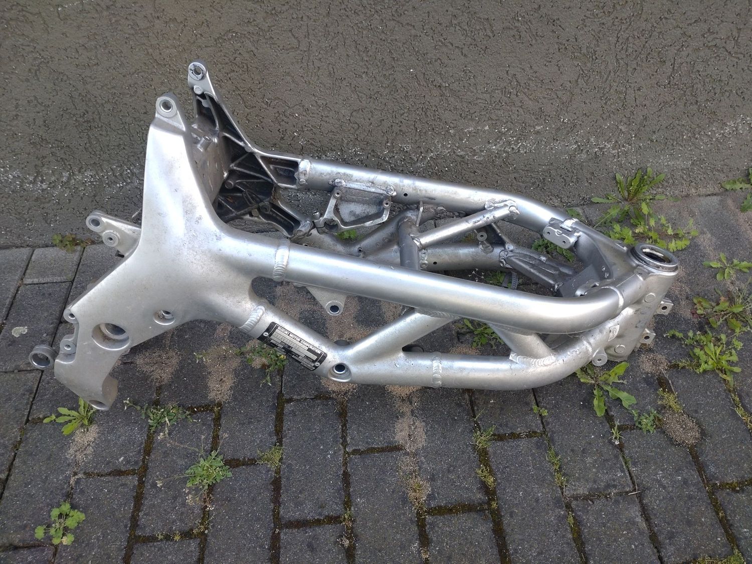 Fahrgestell Suzuki SV 650 S AV1 JS1AV111100125291 ohne Papiere