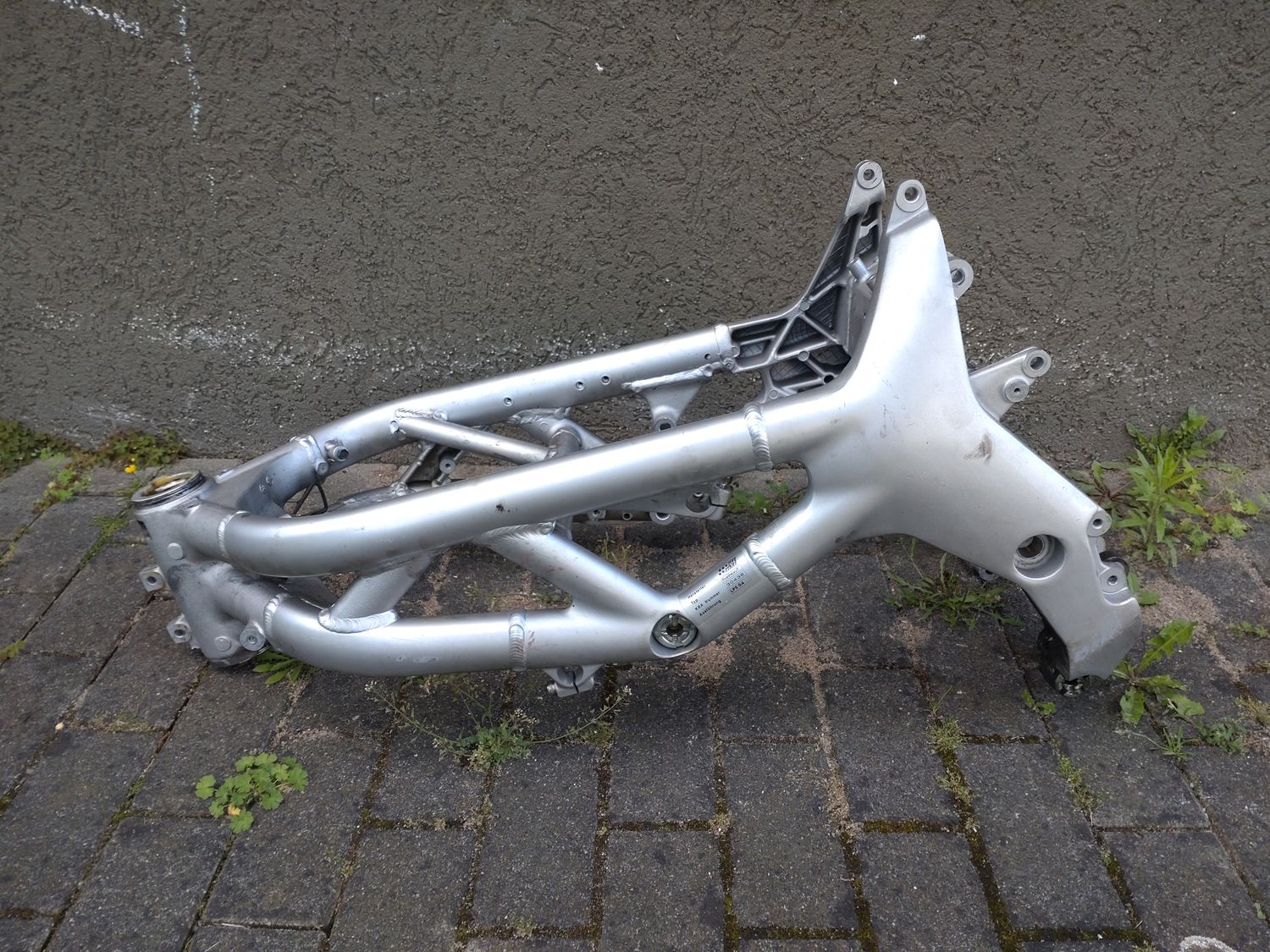 Fahrgestell Suzuki SV 650 S AV1 JS1AV111100103253 +Brief