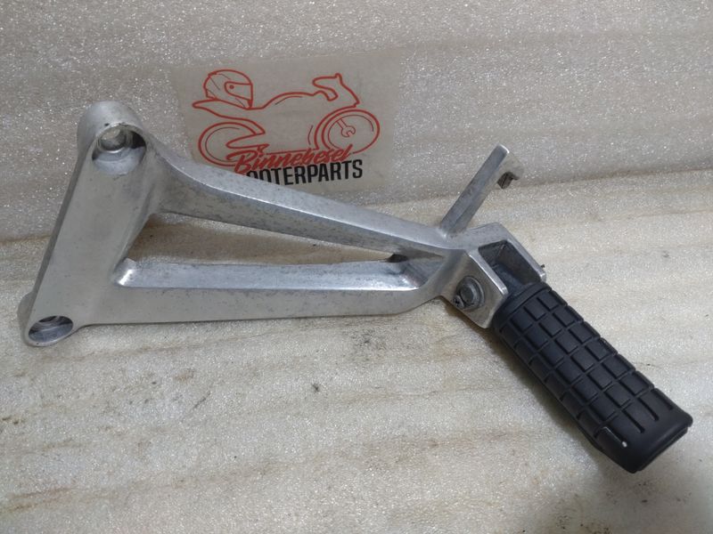Fußraste Honda CBR 125 R JC34 Sozius Links #2 +Konsole