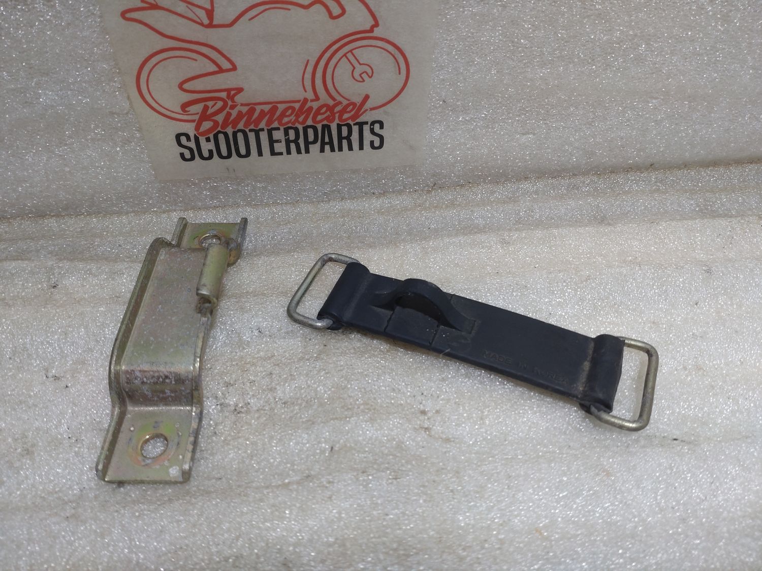 Halterung Hyosung Cruise 2 GA125 Gummihalter +Blech #2