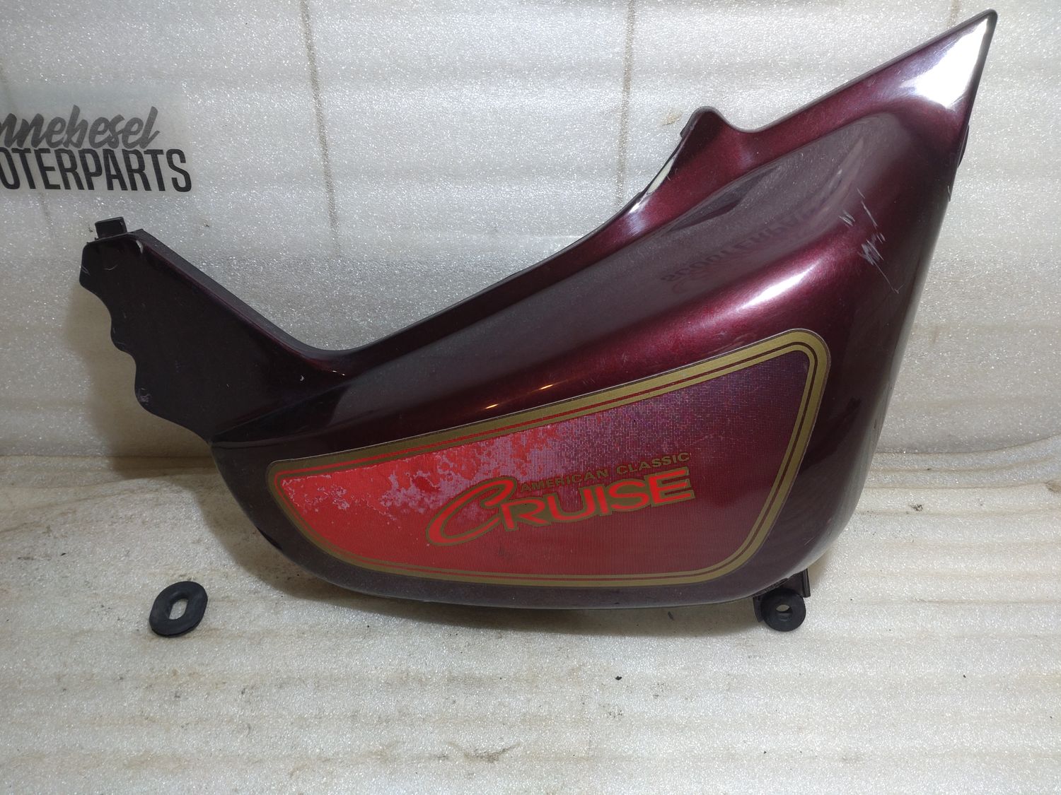 Verkleidung Hyosung Cruise 2 GA125 Seitenteil Rechts #2 Rot +Gummihalter