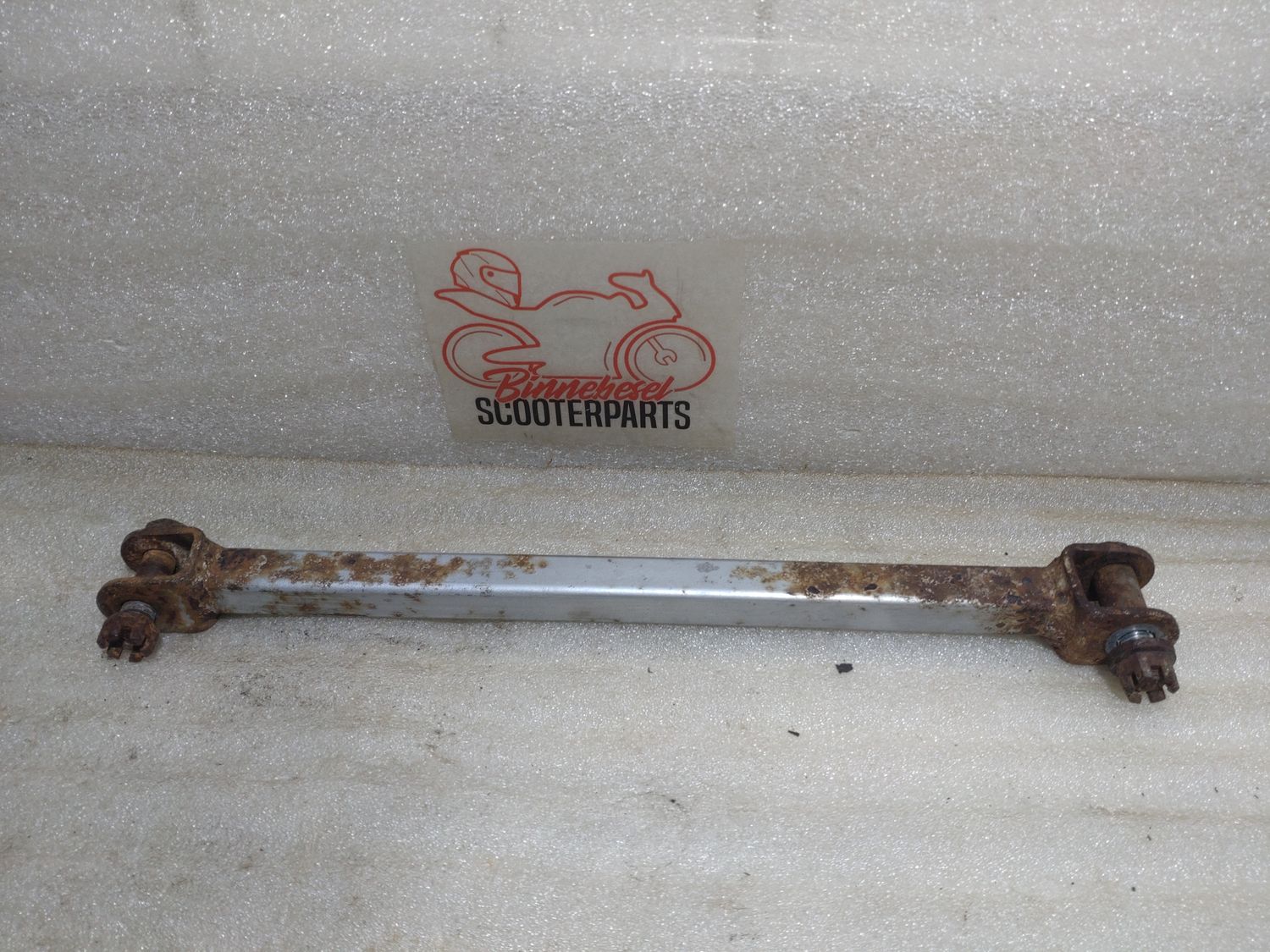 Halterung Suzuki VX 800 VS51B Strebe Bremssattel