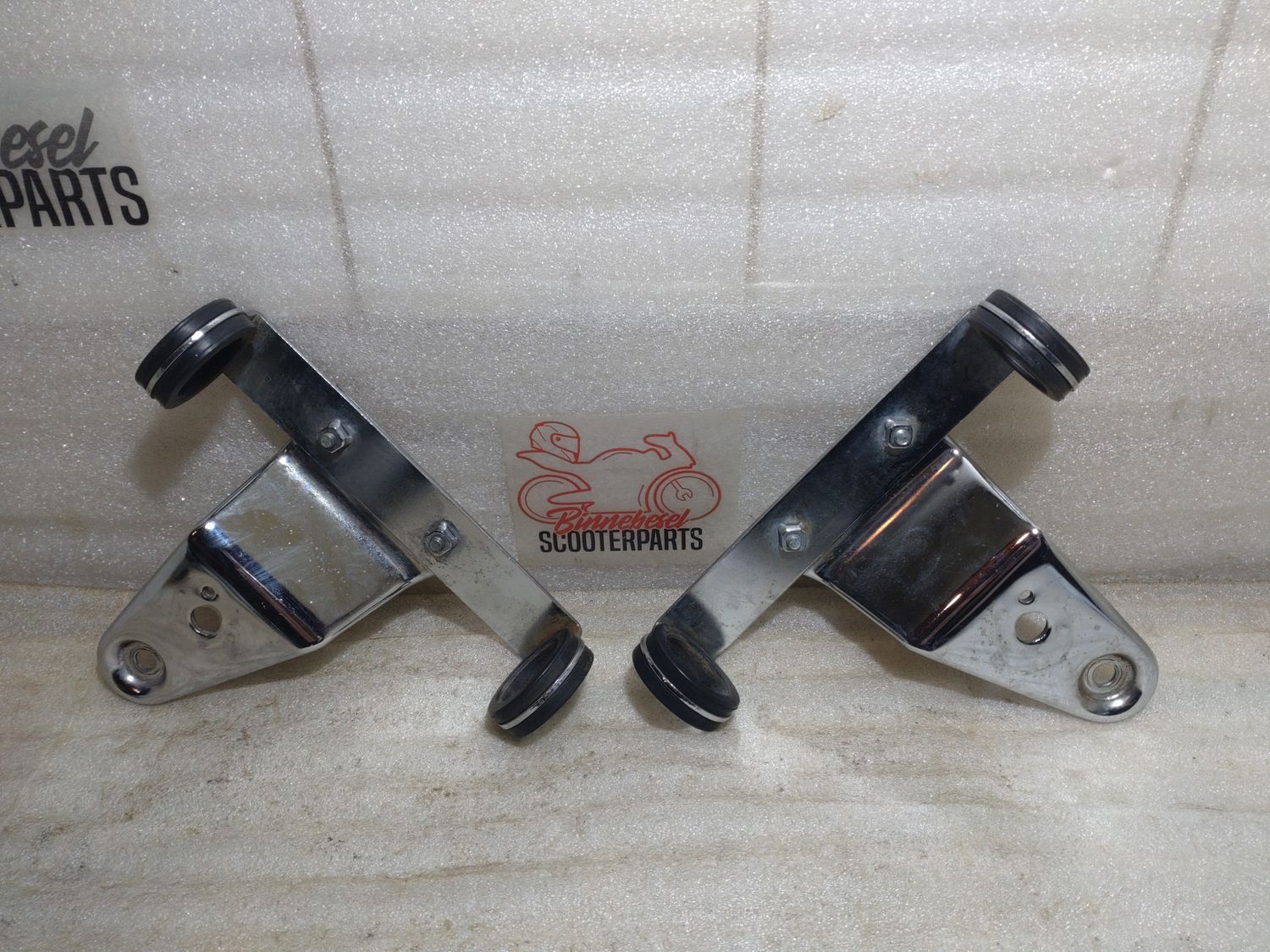 Halterung Hyosung Cruise 2 GA125 Scheinwerfer Blinker Gabel Paar #3