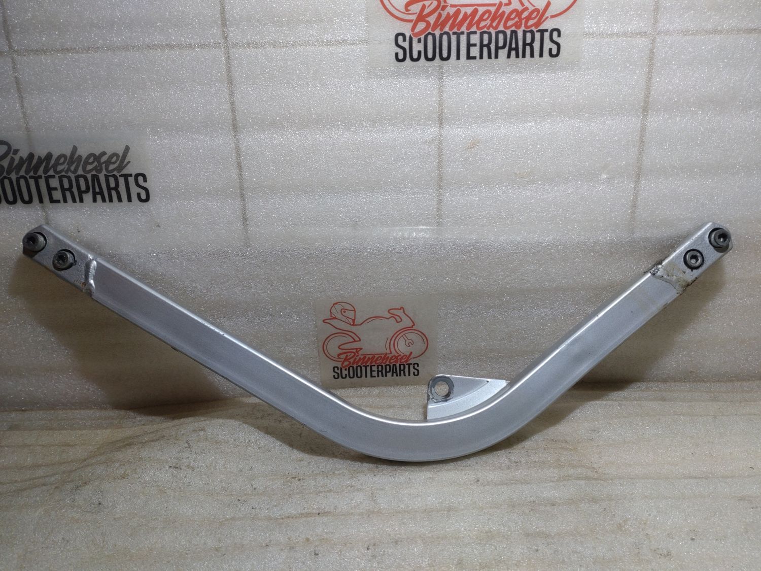 Rahmenteil Hyosung Naked GT 125 Motorhalter Hilfsrahmen