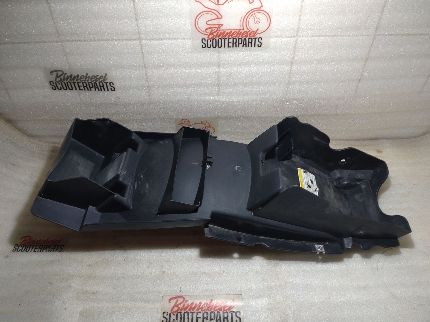Verkleidung Hyosung Naked GT 125 Heck Koflügel Vorderer Teil