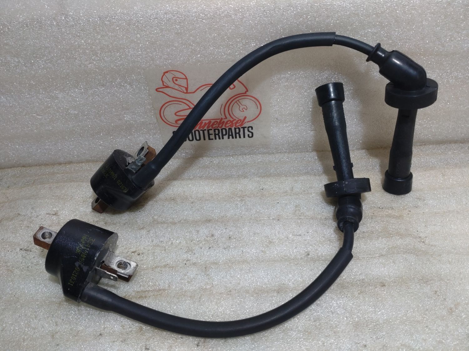 Zündspulen Hyosung Naked GT 125 Paar +Kerzenstecker