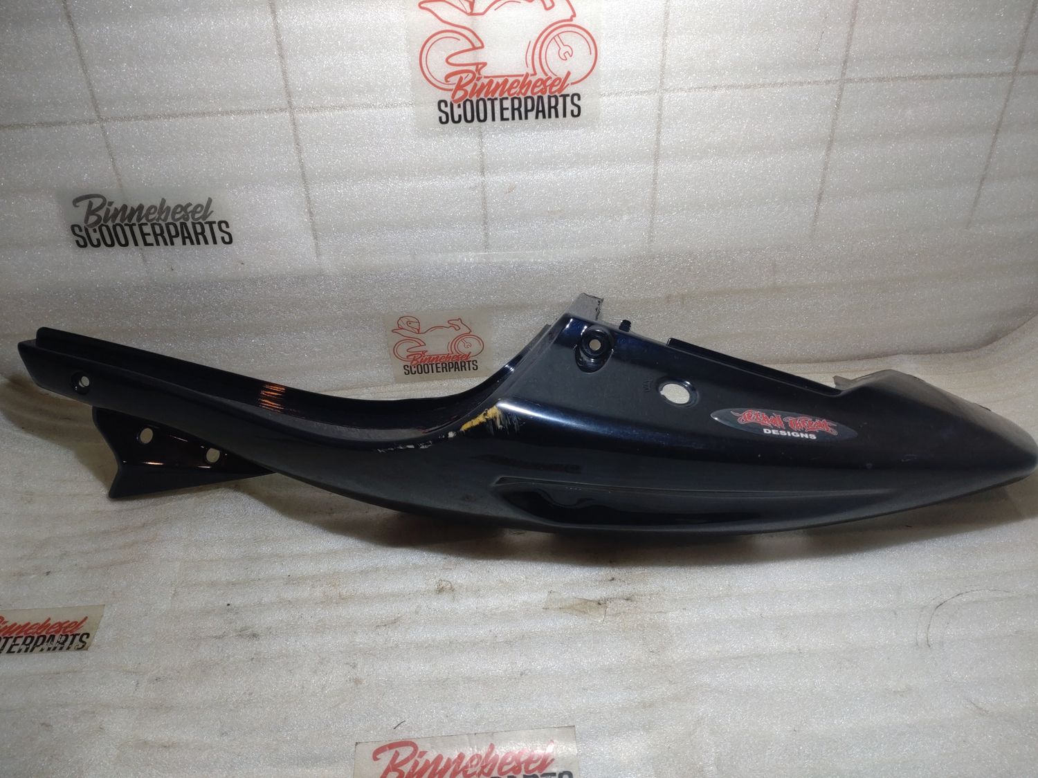 Verkleidung Hyosung Naked GT 125 Heck Seitenteil Links