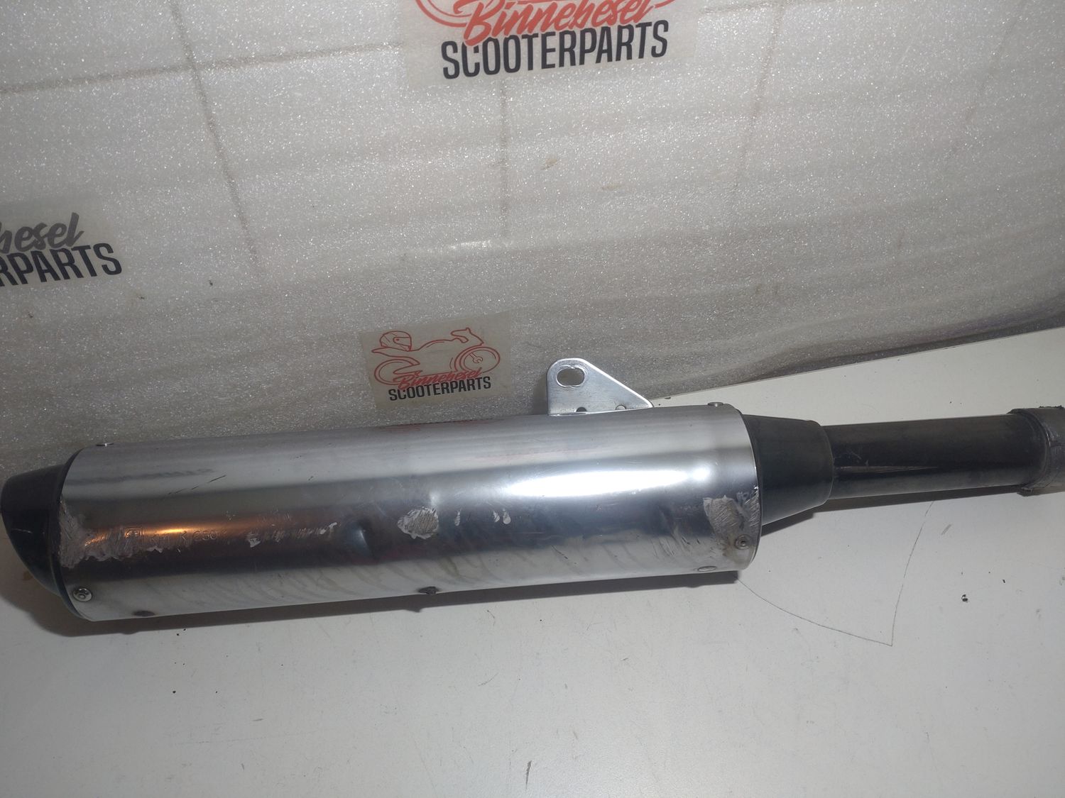 Auspuff Kawasaki ZZR 600 D ZX600D Endschalldämpfer Rechts #1 Kratzer