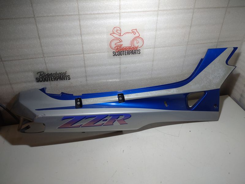 Verkleidung Kawasaki ZZR 600 D ZX600D Heck Seitenteil Rechts #2 Blau Silber