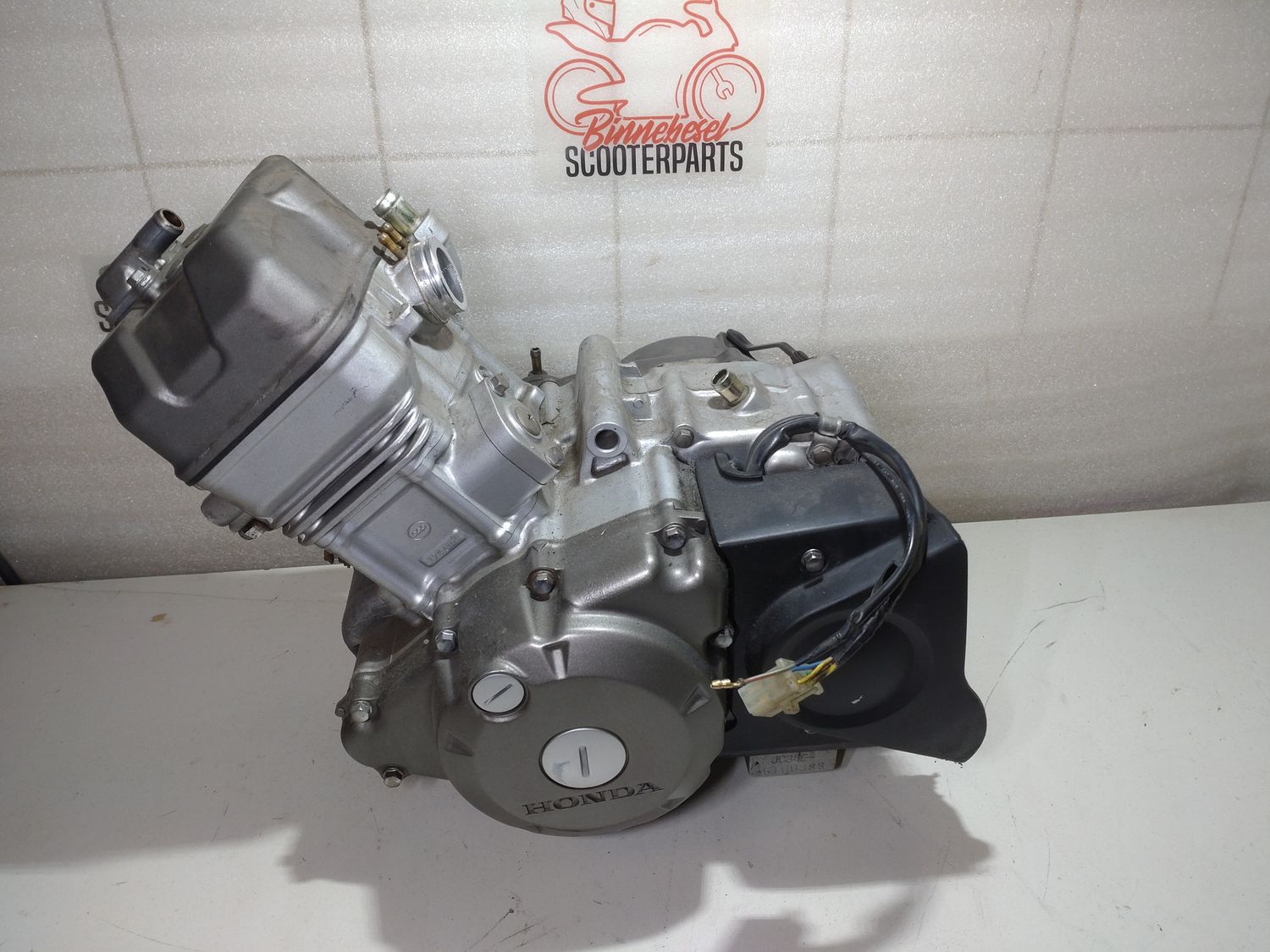 Motor Honda CBR 125 R JC34E-5100388 Komplett +Lichtmaschine +Anlasser