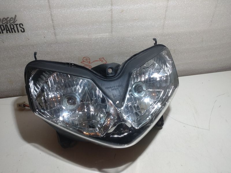 Scheinwerfer Honda CBR 125 R JC34 #2 Komplett +Kabel