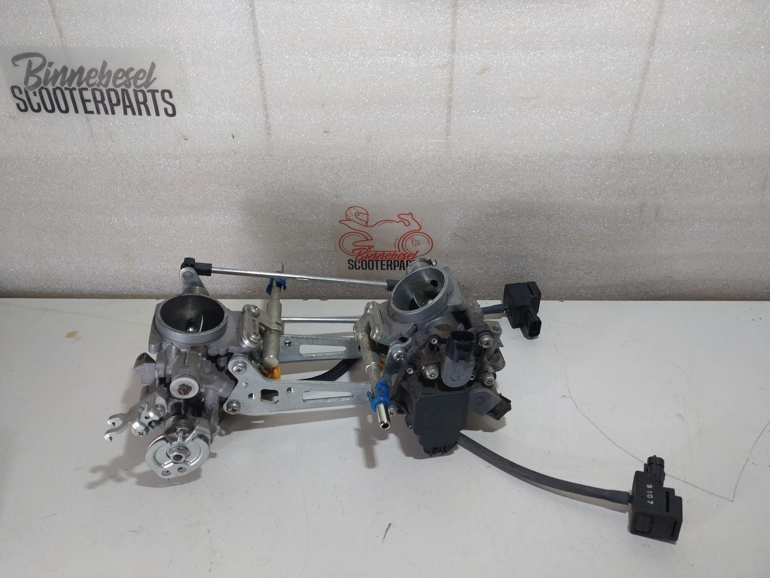 Drosselklappe Suzuki Gladius SFV 650 Mikuni 44H0 9123 Einspritzanlage Komplett