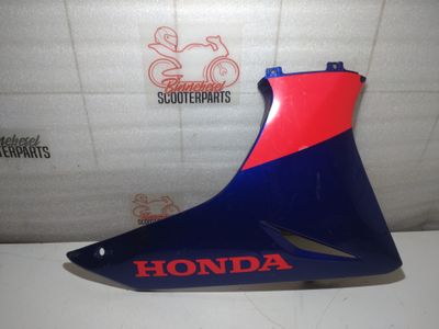 Verkleidung Honda CBR 125 R JC34 Bug Rechts #3 geklebt Verkleidung Honda CBR 125 R JC34 Bug Rechts #3 geklebt