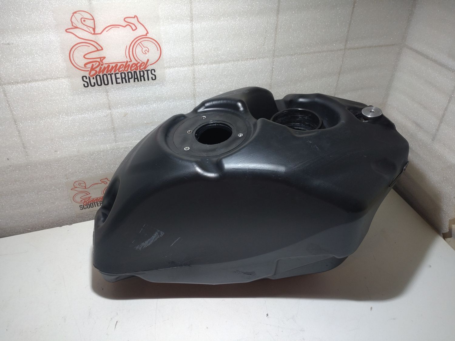 Benzintank Aprilia Tuono 125