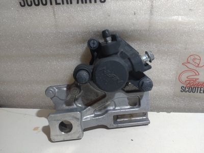 Bremssattel Suzuki Gladius SFV 650 WVCX Hinten Nissin +Halter