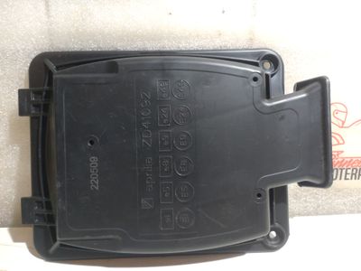 Luftfilter Aprilia Tuono 125 IE 4T ABS E5 2021-2024 Deckel Service Luftfilterdeckel DIS. 2B007497