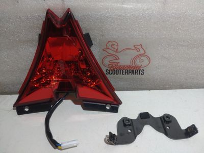 Rücklicht Aprilia Tuono 125 IE 4T ABS E5 2021-2024 +Halterung ITMD 10927 Rücklicht Aprilia Tuono 125 IE 4T ABS E5 2021-2024 +Halterung ITMD 10927