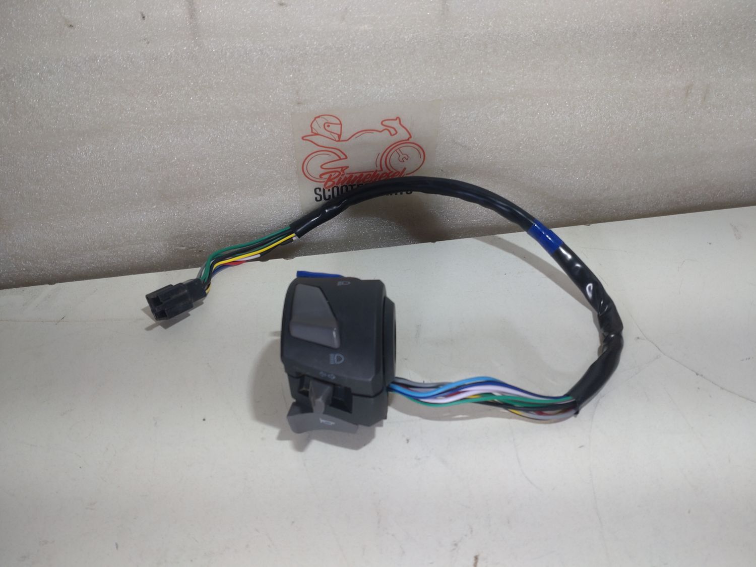 Schaltereinheit Aprilia Tuono 125 IE 4T ABS E5 2021-2024 Links Minda