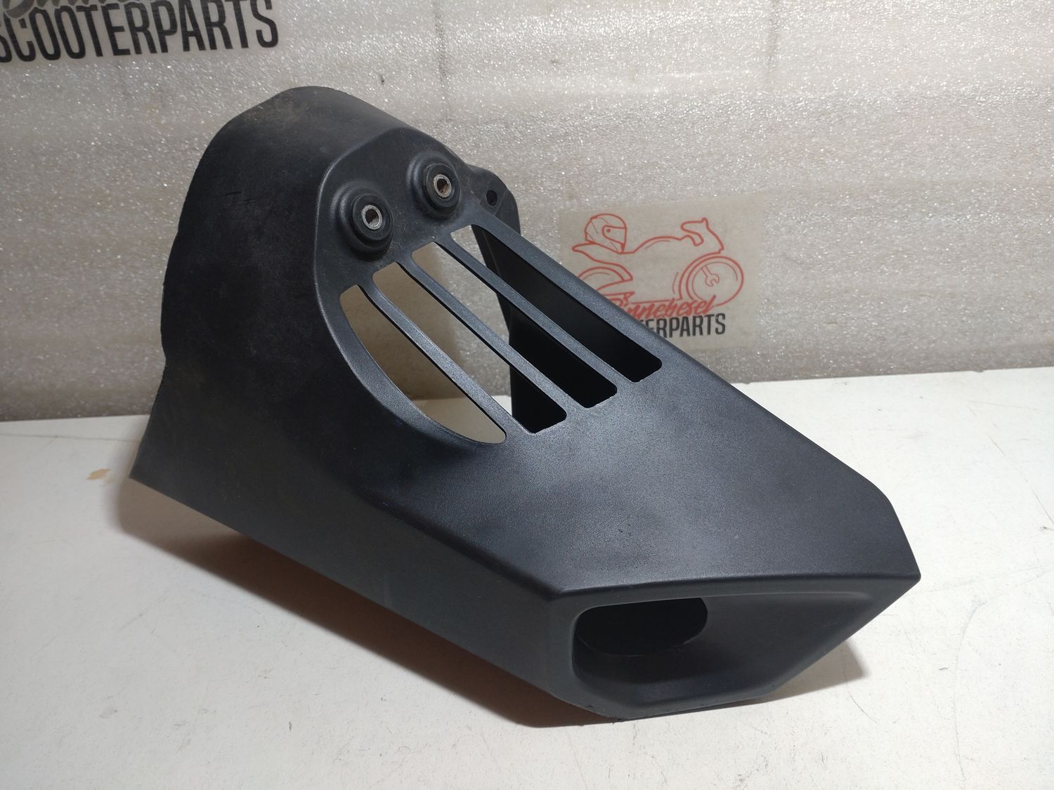 Verkleidung Aprilia Tuono 125 IE 4T ABS E5 2021-2024 Auspuffblende DIS. 2B008310