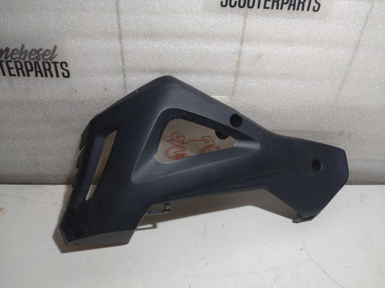 Verkleidung Aprilia Tuono 125 IE 4T ABS E5 2021-2024 Bug Links DIS. 2B008326