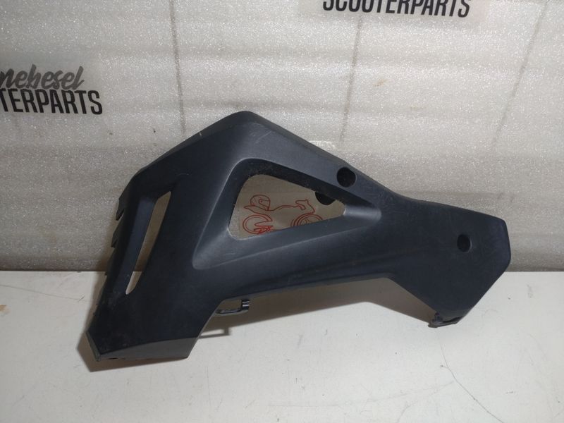 Verkleidung Aprilia Tuono 125 IE 4T ABS E5 2021-2024 Bug Links DIS. 2B008326 Verkleidung Aprilia Tuono 125 IE 4T ABS E5 2021-2024 Bug Links DIS. 2B008326