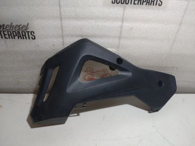 Verkleidung Aprilia Tuono 125 IE 4T ABS E5 2021-2024 Bug Links DIS. 2B008326 Verkleidung Aprilia Tuono 125 IE 4T ABS E5 2021-2024 Bug Links DIS. 2B008326