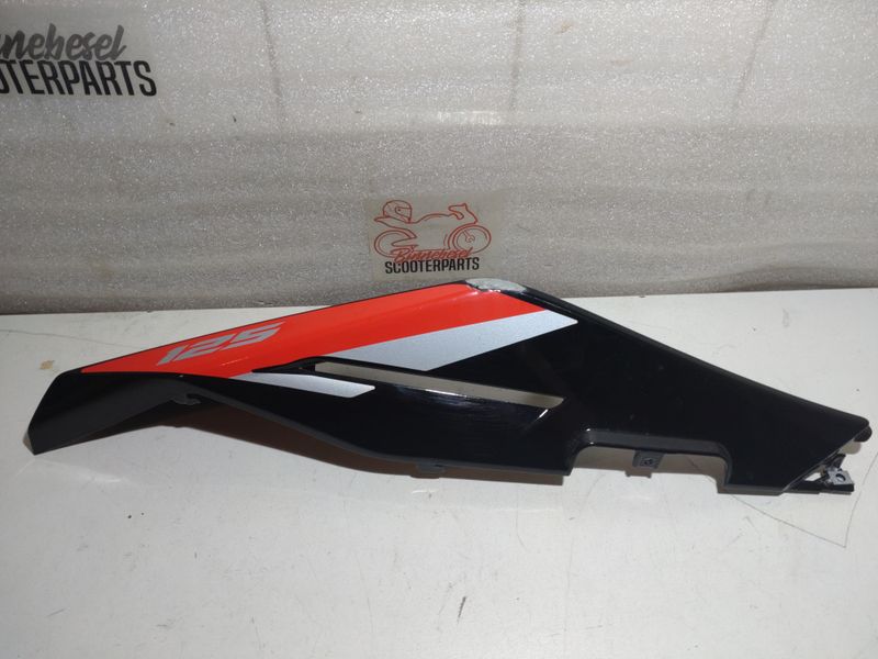 Verkleidung Aprilia Tuono 125 IE 4T ABS E5 2021-2024 Heck Seitenteil Rechts DIS. 2B003748 DIS. 898874