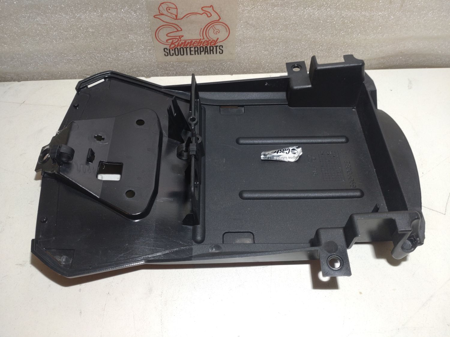 Verkleidung Aprilia Tuono 125 IE 4T ABS E5 2021-2024 Heck Unten Heckdurchgang DIS. 2B003059