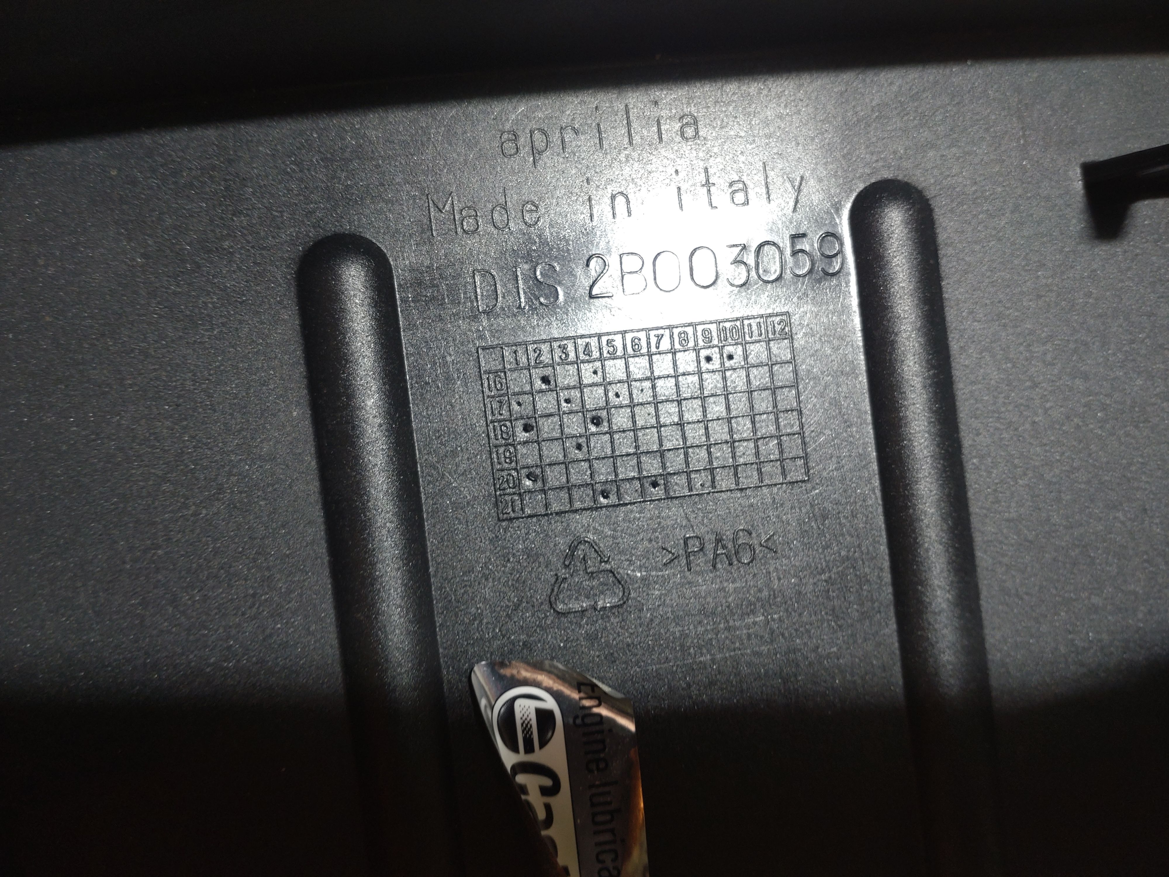 Verkleidung Aprilia Tuono 125 IE 4T ABS E5 2021-2024 Heck Unten Heckdurchgang DIS. 2B003059