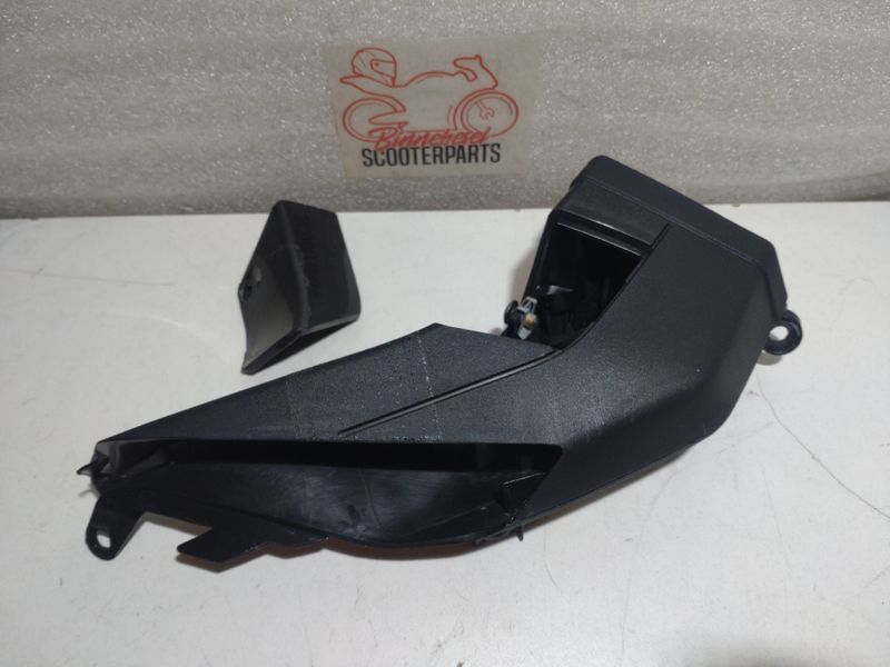Verkleidung Aprilia Tuono 125 IE 4T ABS E5 2021-2024 Lufthutze Links +Servicedeckel Kühlmittel DIS. 2B003669 DIS. 2B003670