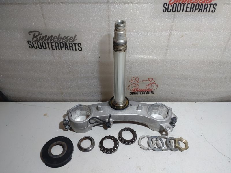 Gabelbrücke Suzuki GSX-R 750 WVBD Unten +Steuersatz S3350 K1 K2 K3 GSX-R 600 750 Gabelbrücke Suzuki GSX-R 750 WVBD Unten +Steuersatz S3350 K1 K2 K3 GSX-R 600 750