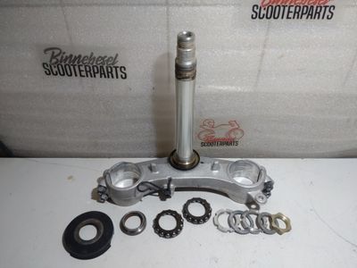 Gabelbrücke Suzuki GSX-R 750 WVBD Unten +Steuersatz S3350 K1 K2 K3 GSX-R 600 750 Gabelbrücke Suzuki GSX-R 750 WVBD Unten +Steuersatz S3350 K1 K2 K3 GSX-R 600 750