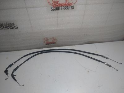 Gaszug Suzuki GSX-R 750 WVBD Paar 35F00-0D28 +35F10-0D25 K1 K2 K3 GSX-R 600 750
