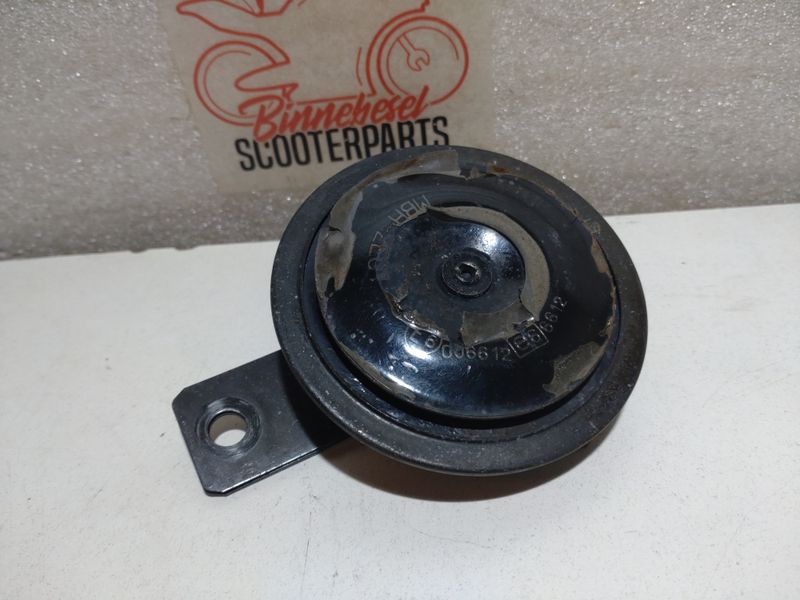 Hupe Honda VFR 800 FI RC46 Mitsuba MBH-2E01 12V Horn Hupe Honda VFR 800 FI RC46 Mitsuba MBH-2E01 12V Horn