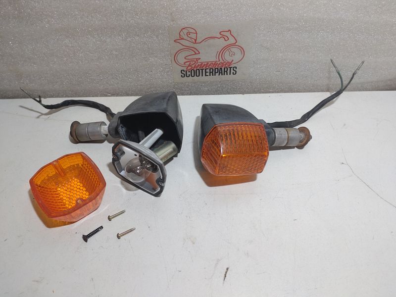 Blinker Kawasaki GPZ 900 R ZX900A Paar Stanley 0782 auch GPZ 750 R ZX750A GPZ 500s EX500A