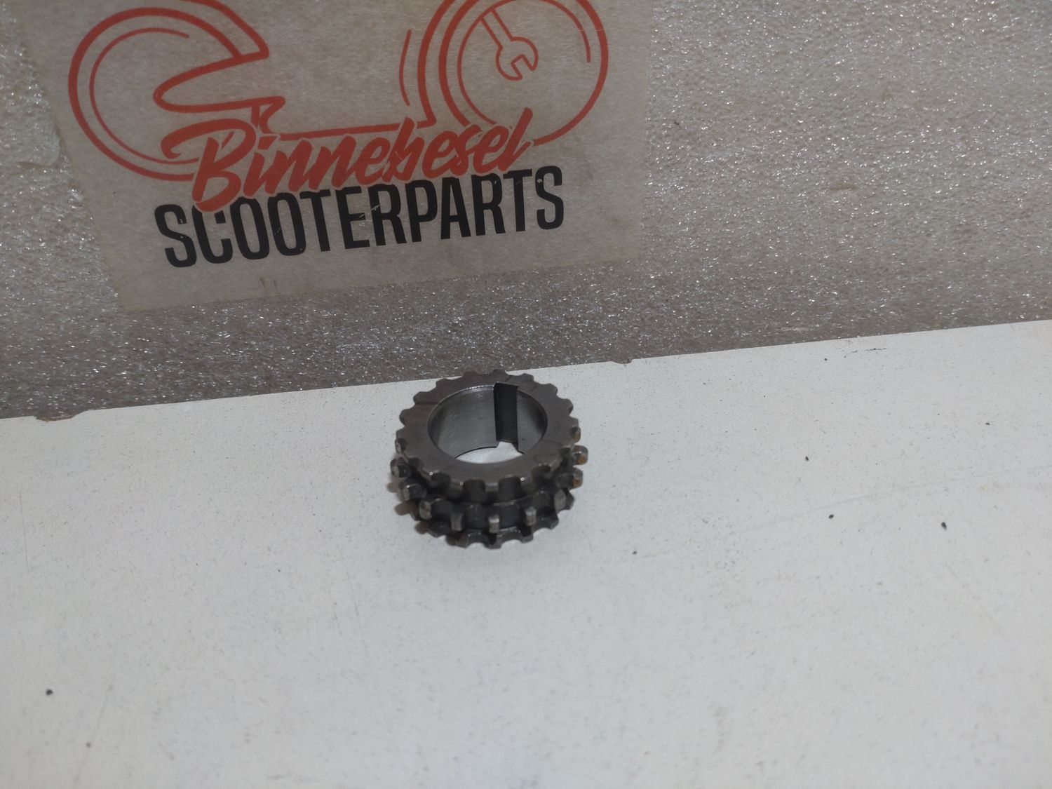 Ritzel Aprilia Tuono 125 4T E4 ABS 2017 Piaggio M545M Zahnrad Antrieb Steuerkette Timing Sprocket 871445