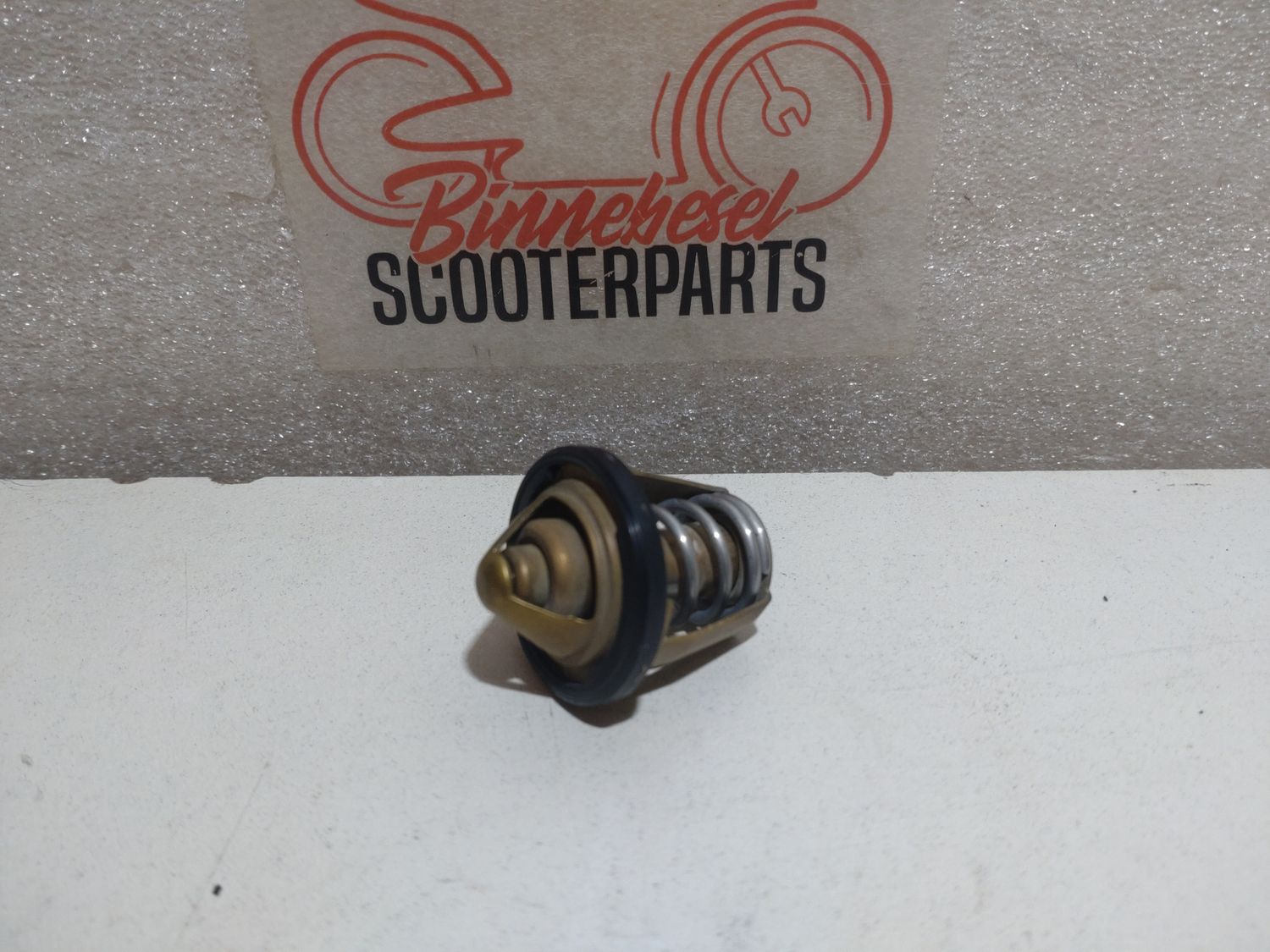 Thermostat Aprilia Tuono 125 4T E4 ABS 2017 Piaggio M545M 1A006046