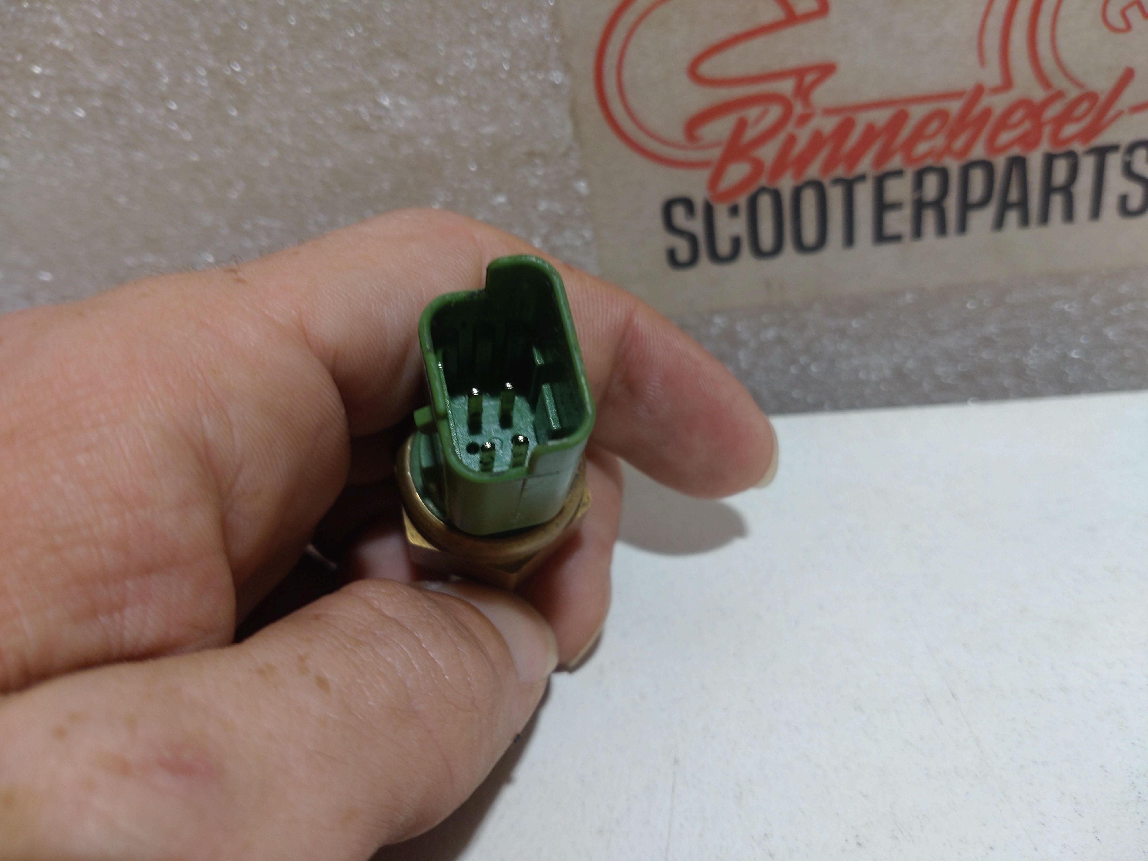 Temperaturfühler Aprilia Tuono 125 4T E4 ABS 2017 Piaggio M545M Zylinder Temperatursensor 1A021287R