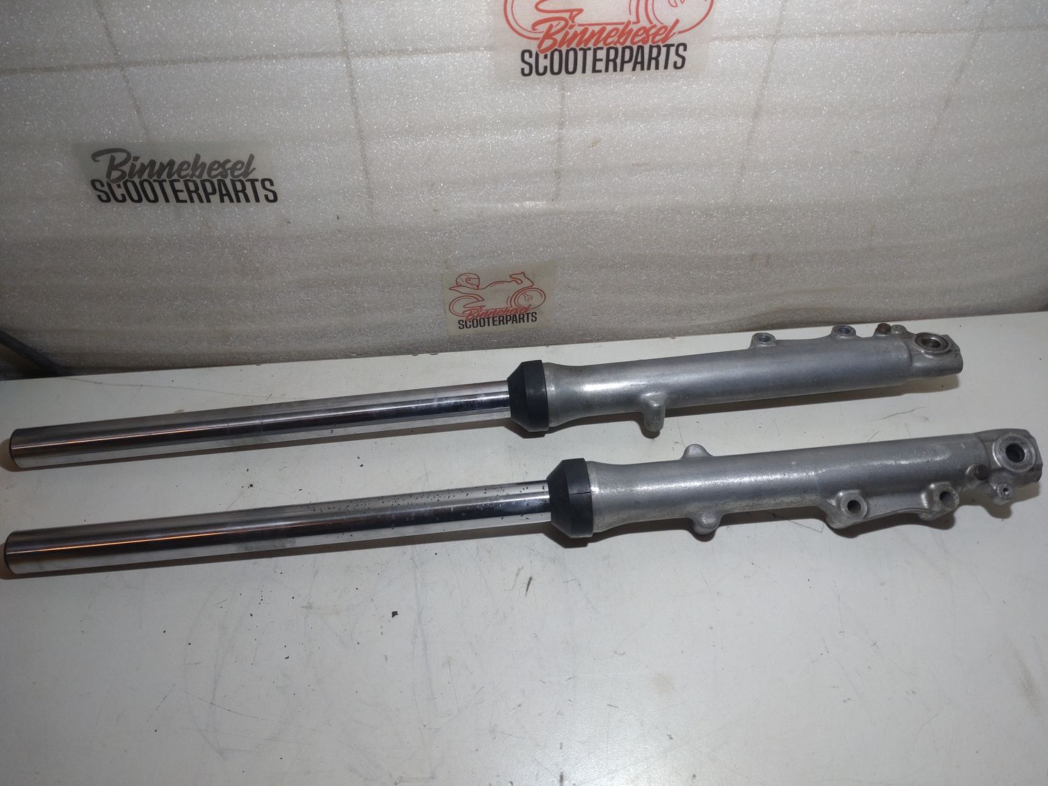 Gabelholme Kawasaki LTD 440 KZ440A Paar Showa K0291 Bastler Rostpickel