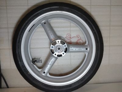 Felge Suzuki GSX 600 FU AJ Vorn J17xMT3,50 +Reifen 120-70ZR17 von 2020 Felge Suzuki GSX 600 FU AJ Vorn J17xMT3,50 +Reifen 120-70ZR17 von 2020