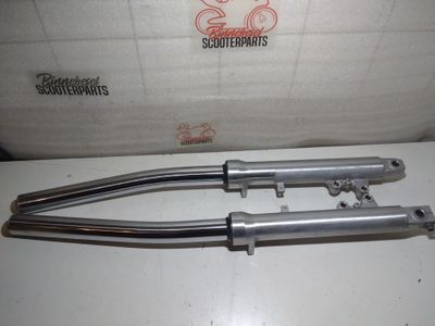 Gabelholme Suzuki GSX 600 FU AJ Paar Bastler Unfall Ersatzteile S321-L S321-R Gabelholme Suzuki GSX 600 FU AJ Paar Bastler Unfall Ersatzteile S321-L S321-R